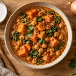 Curry vege express aux légumes et pois chiches, lait de coco et pâte de curry